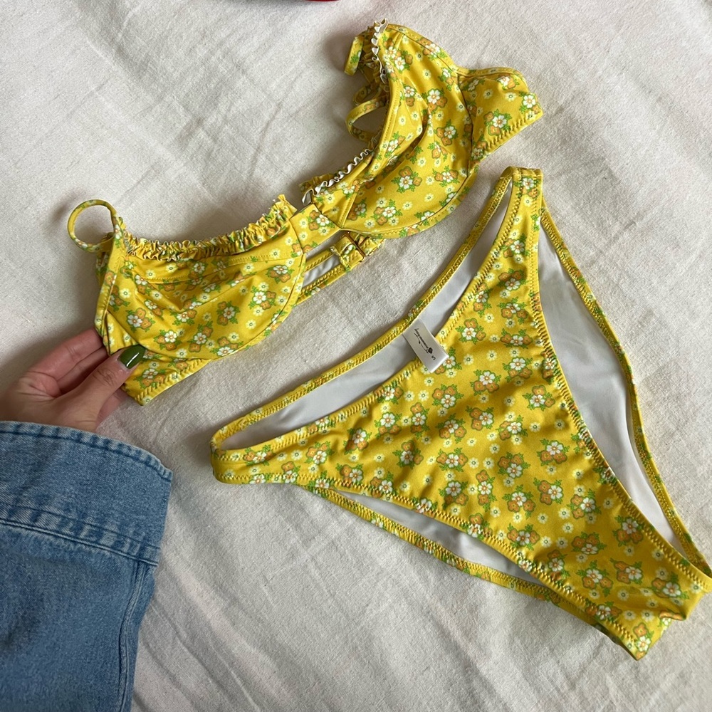 Heavy Manners Swim Bottom